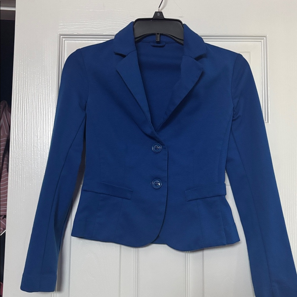Imperial royal  Blue jacket size small?
